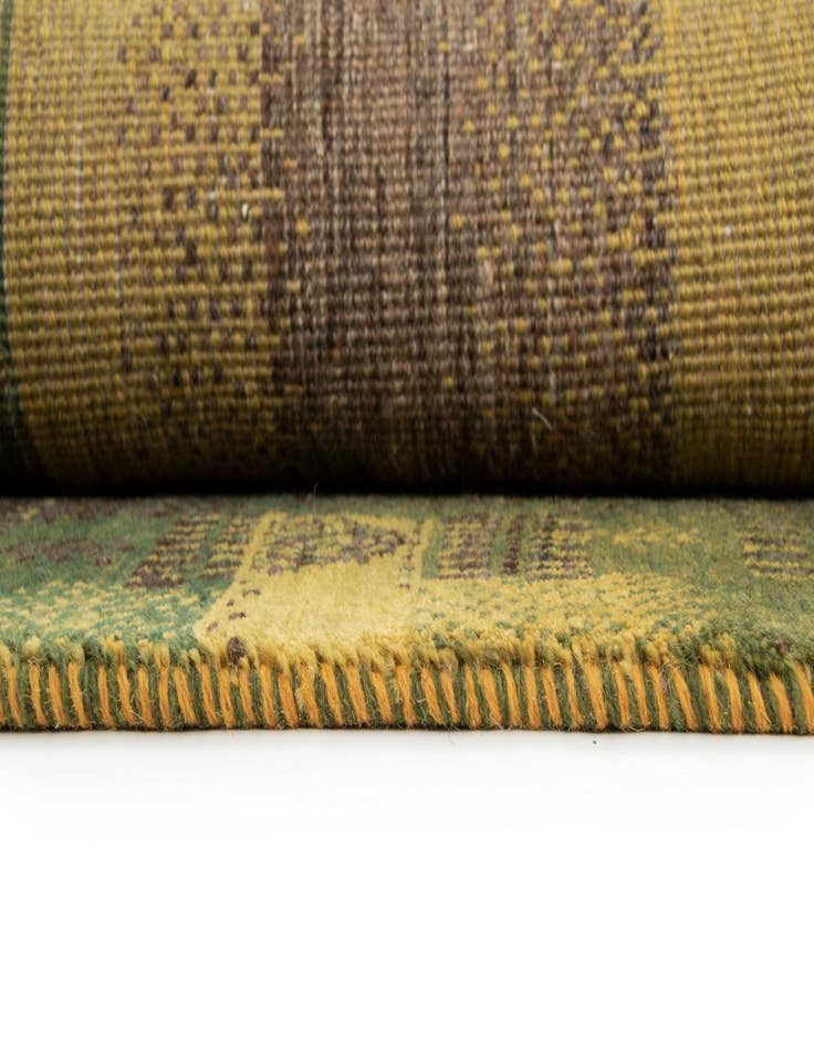 Detail image of 2' 7 x 4' 5 Kashkuli Wool Rug