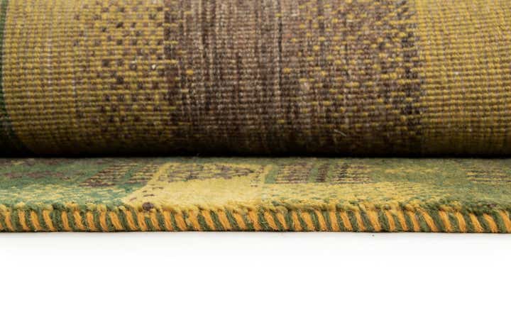 2' 7 x 4' 5 Kashkuli Wool Rug
