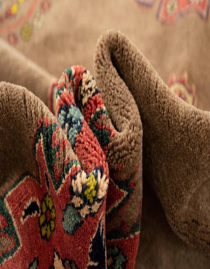 Detail image of 5' 9 x 7' 7  Hand Knotted Kashkuli Persian Wool Rug