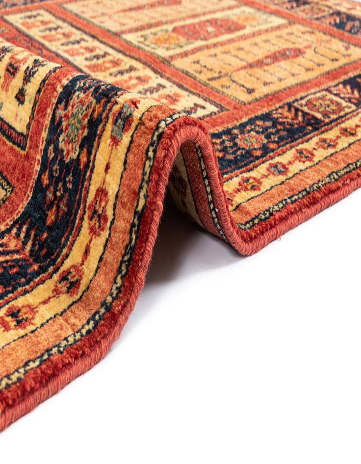 Detail image of 3' 8 x 5' 7 Kashkuli Rug