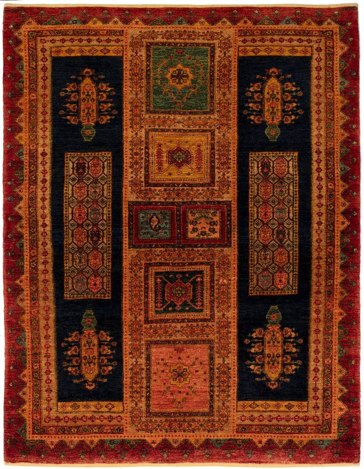 Detail image of 4' 7 x 6' 7 Kashkuli Rug