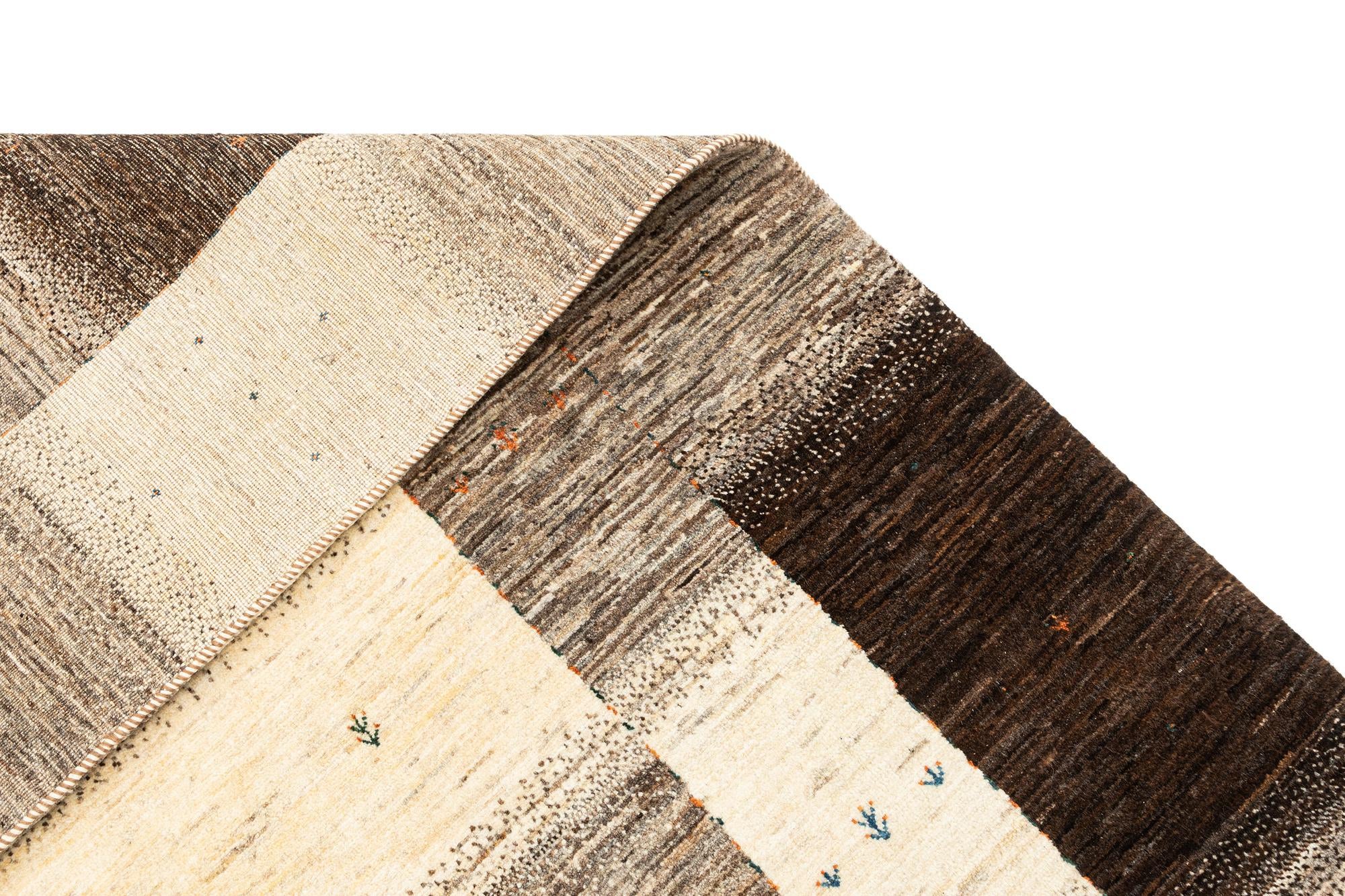 7' 5 x 10' 4 Hand Knotted Kashkuli Rug