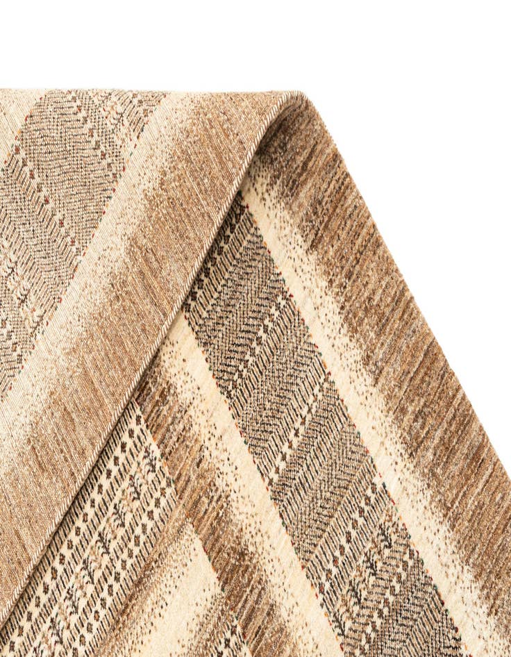 Detail image of 5' 9 x 7' 9  Hand Knotted Kashkuli Rug