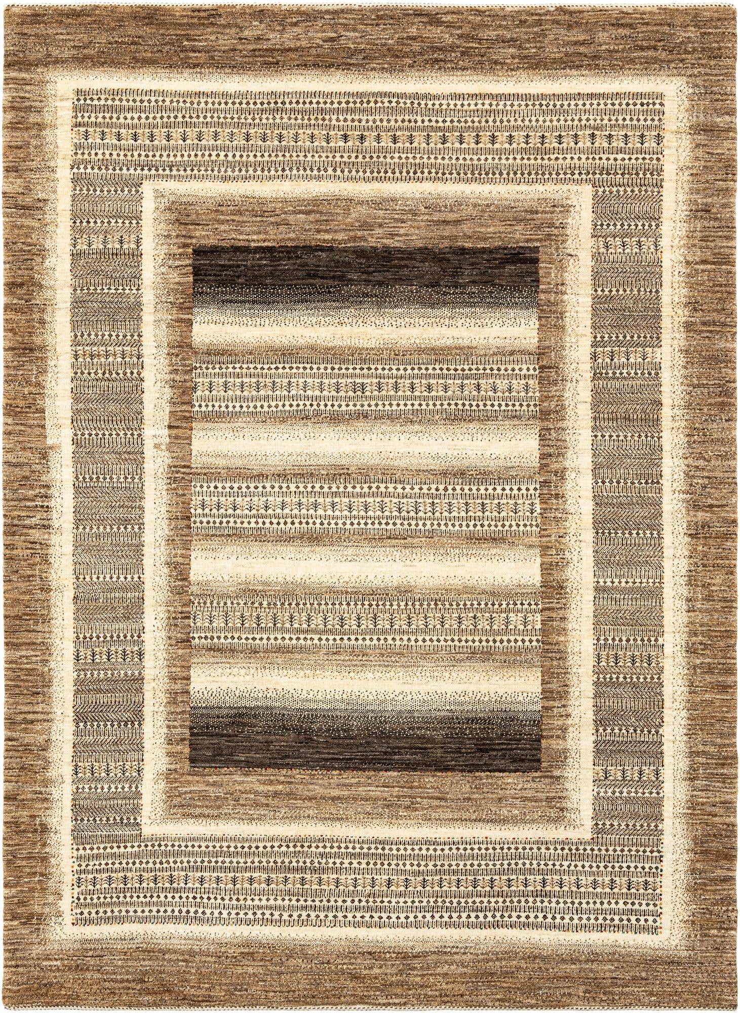 5' 9 x 7' 9 Hand Knotted Kashkuli Rug