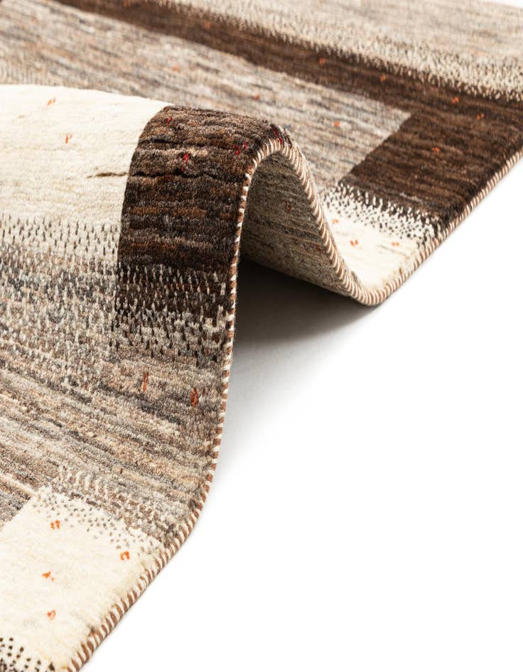 Detail image of 3' 3 x 4' 6 Hand Knotted Kashkuli Rug