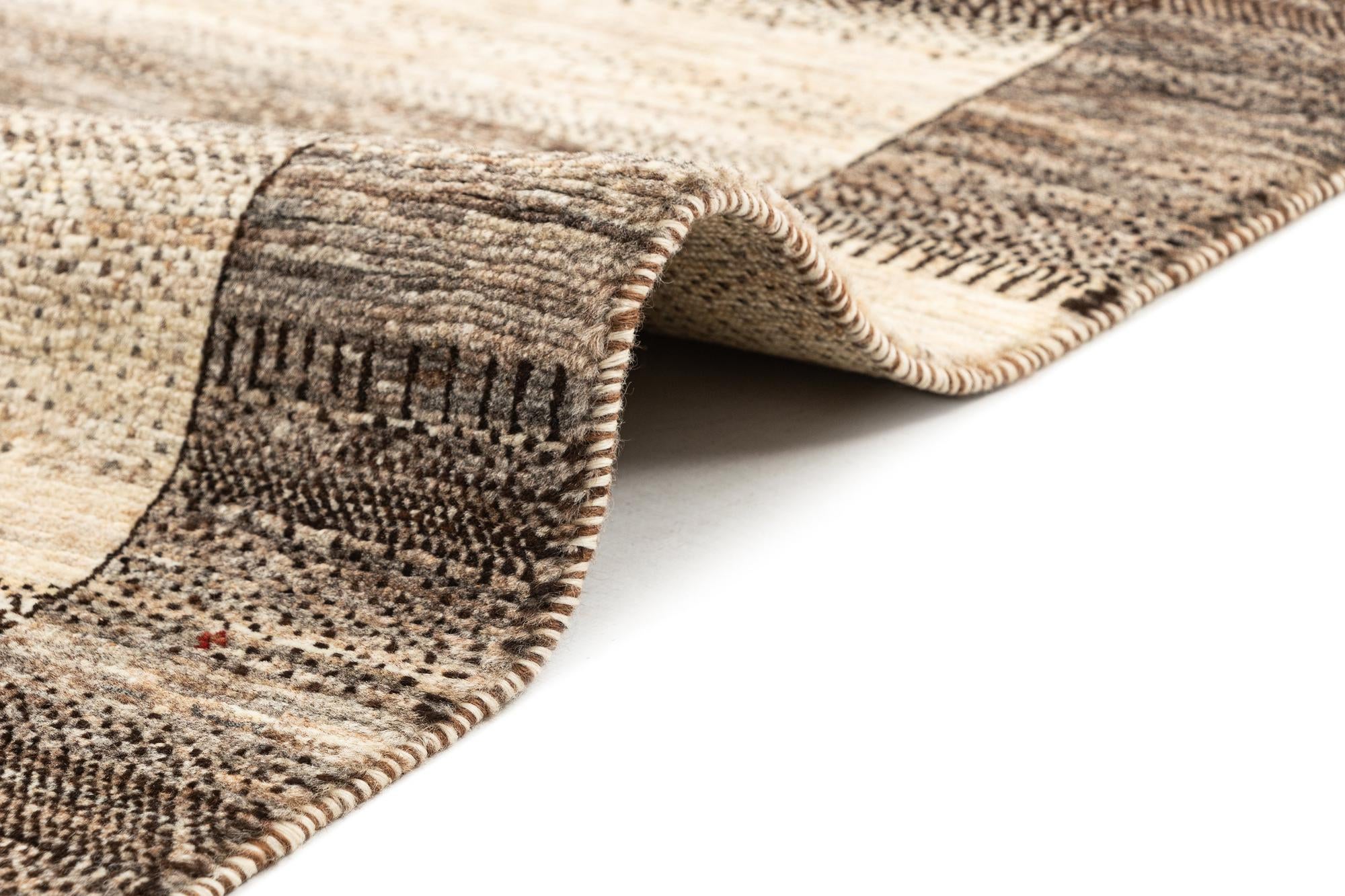2' 7 x 3' 11 Hand Knotted Kashkuli Rug