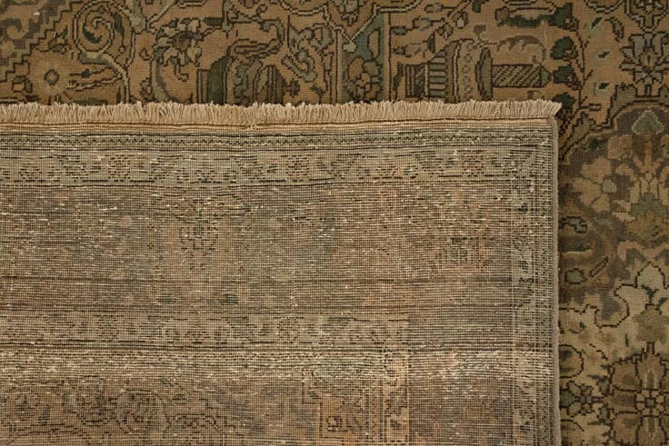 Detail image of 6' 5 x 9' 7 Hand Knotted Kashmar Persian Wool Rug