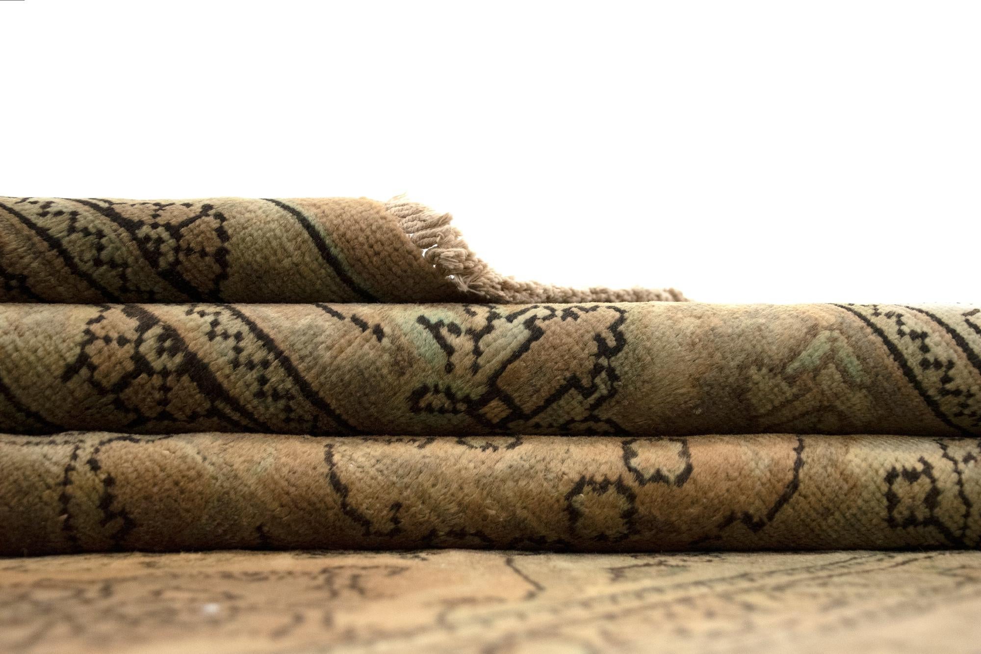 7' 1 x 10' 5 Hand Knotted Kashmar Persian Wool Rug