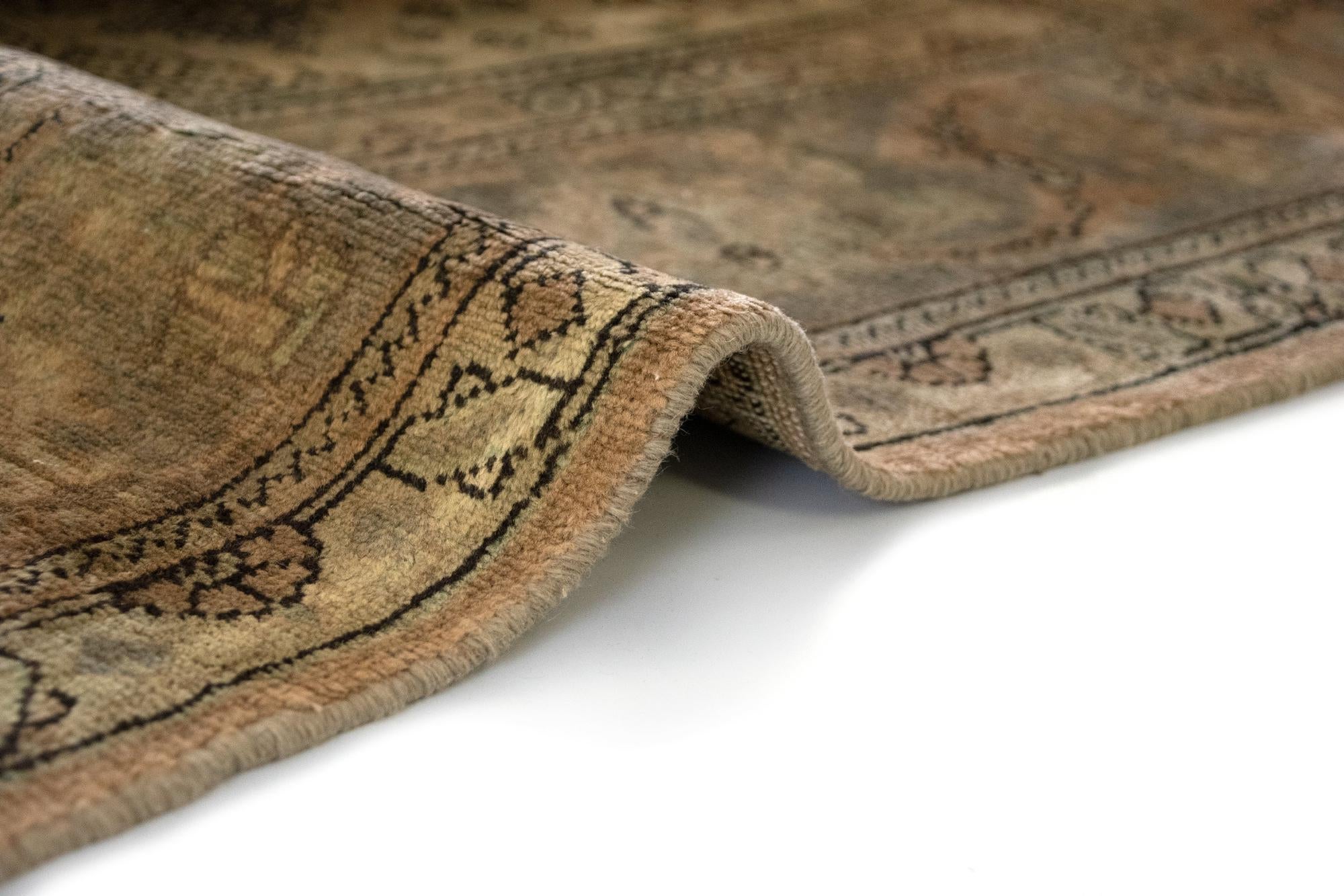 7' 1 x 10' 5 Hand Knotted Kashmar Persian Wool Rug