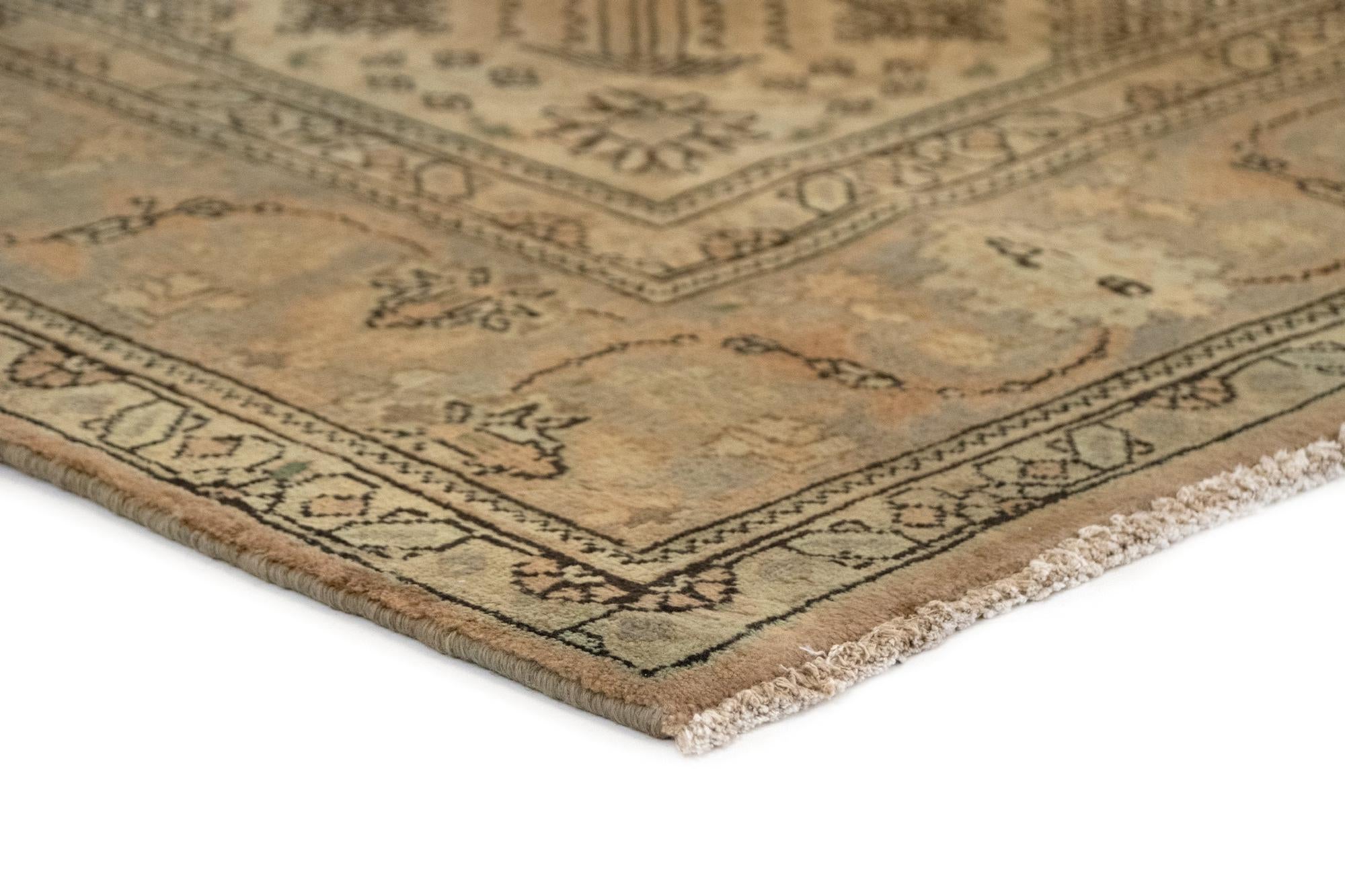 7' 1 x 10' 5 Hand Knotted Kashmar Persian Wool Rug