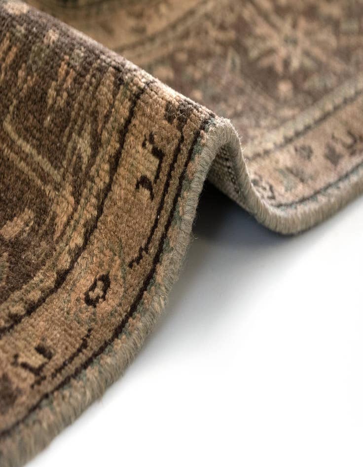 Detail image of 8' 1 x 11' 2 Hand Knotted Kashmar Persian Wool Rug