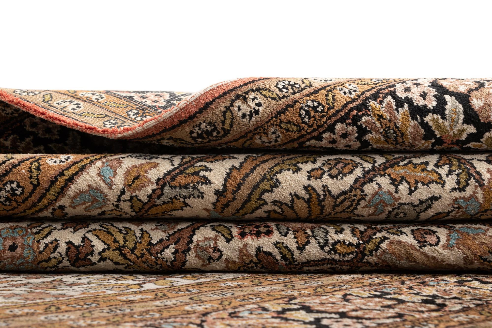 3' 10 x 6' 7 Kashmir Wool Rug