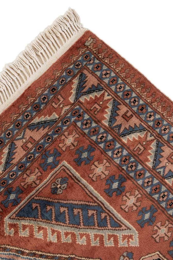 4' 3 x 6' 1 Hand Knotted Kazak Oriental Wool Rug