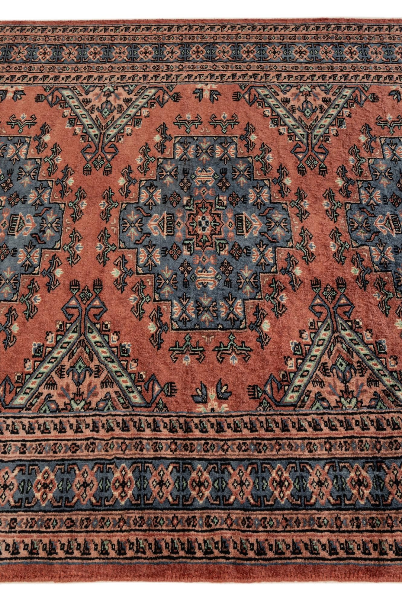 4' 3 x 5' 7 Hand Knotted Kazak Oriental Wool Rug
