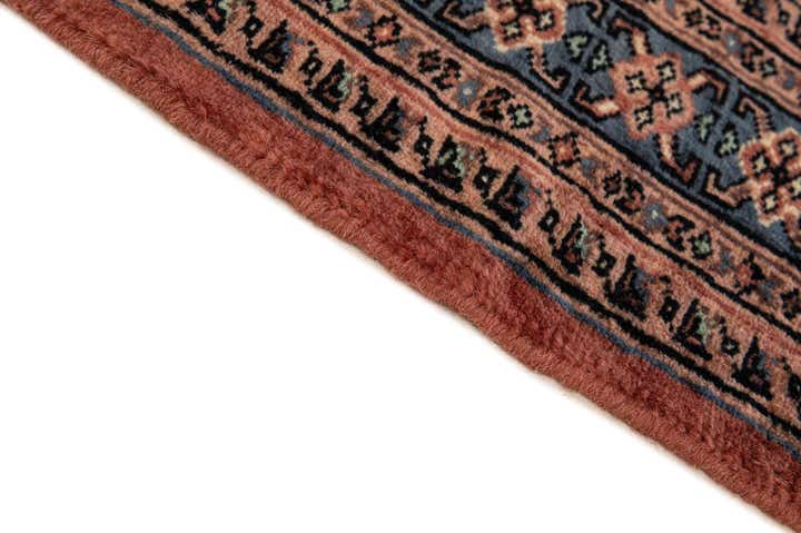 4' 3 x 5' 7 Hand Knotted Kazak Oriental Wool Rug