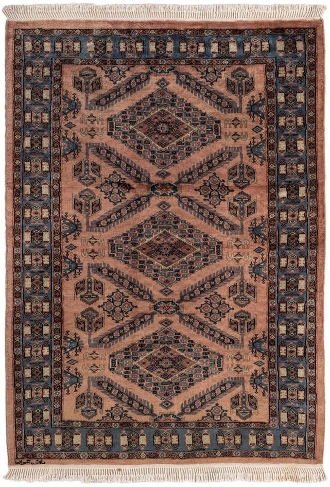 Detail image of 4' 4 x 6' 3 Hand Knotted Kazak Oriental Wool Rug