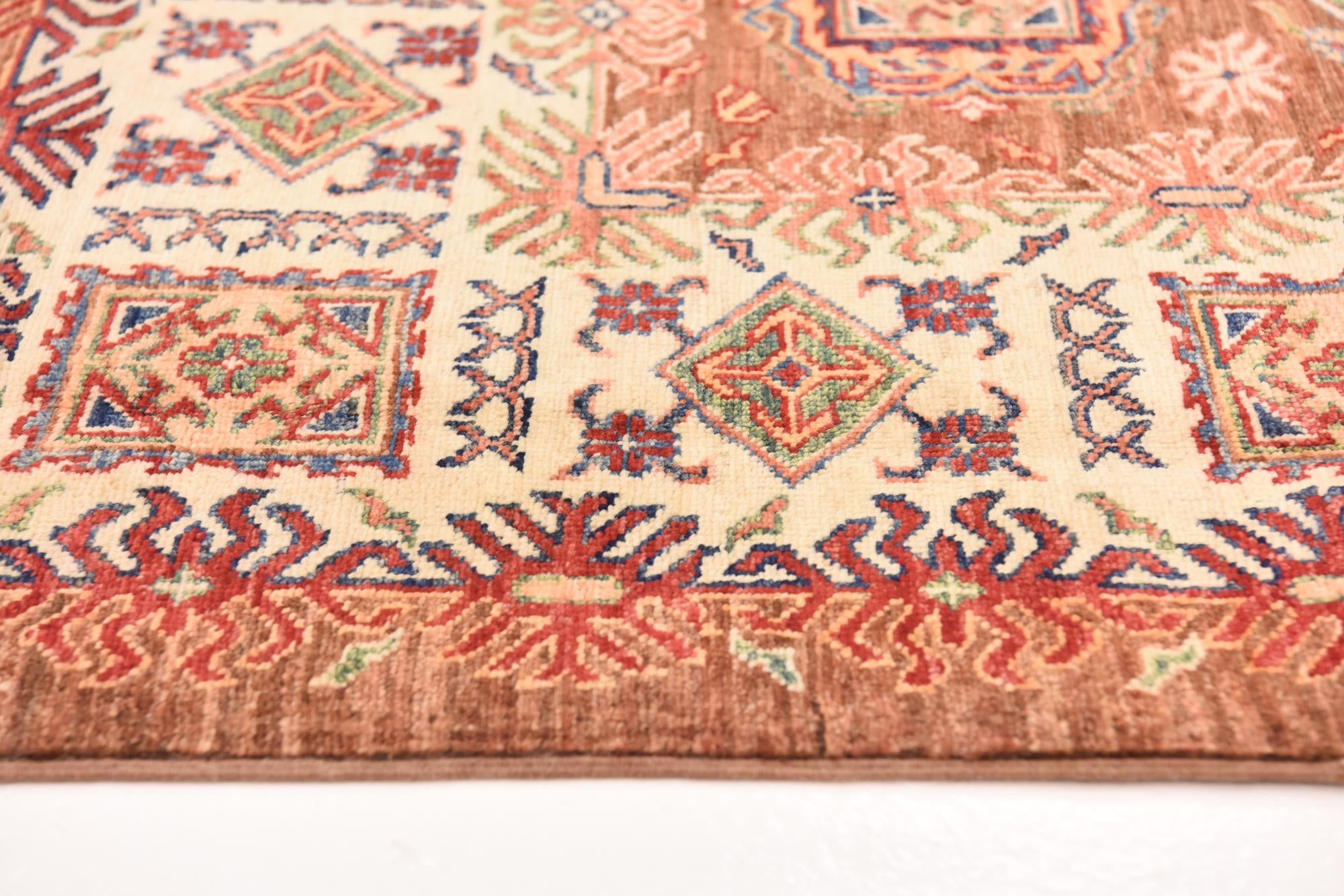 5' 6 x 7' 10 Hand Knotted Kazak Oriental Rug