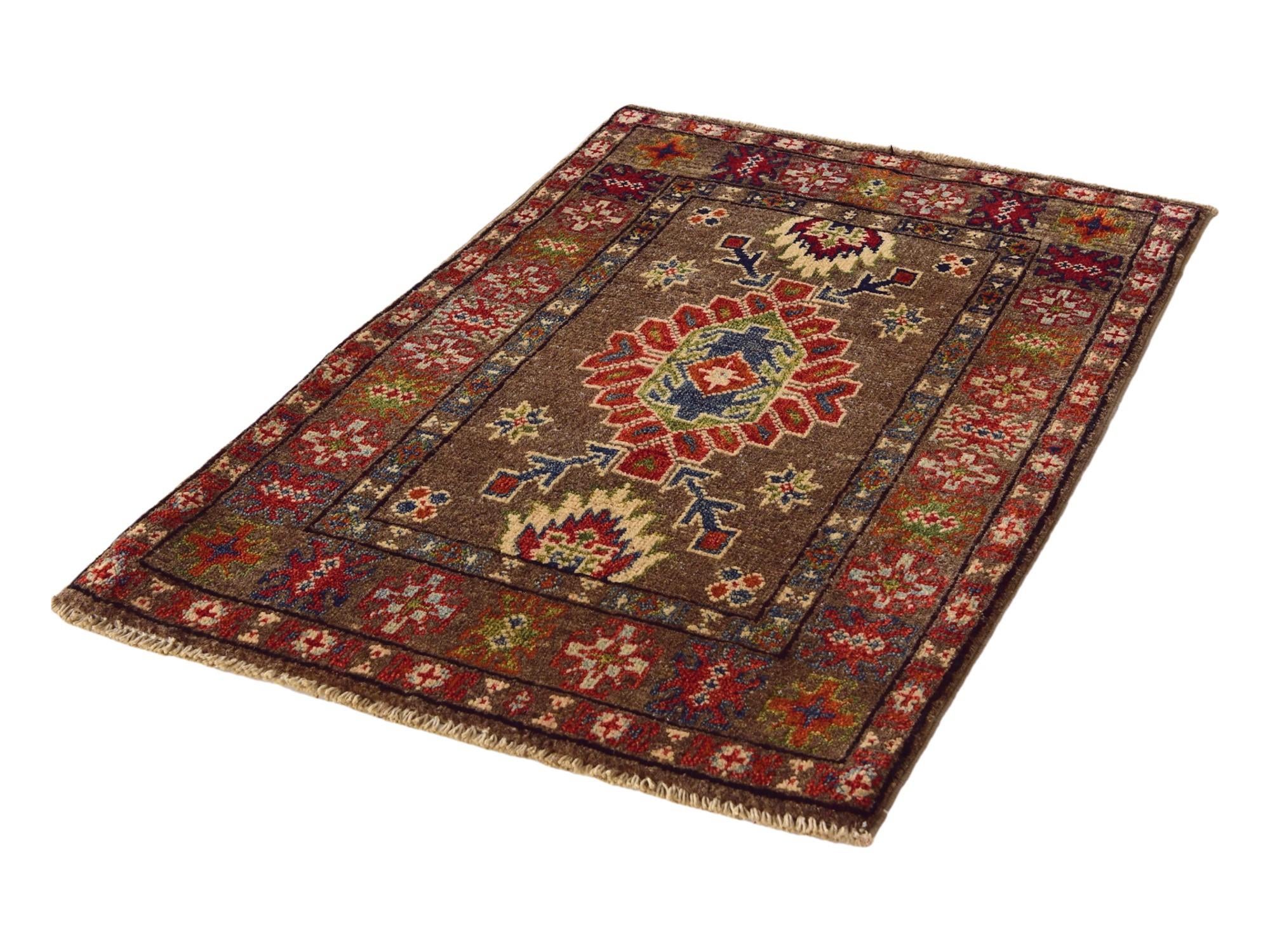 2' x 3' 1 Hand Knotted Kazak Rug