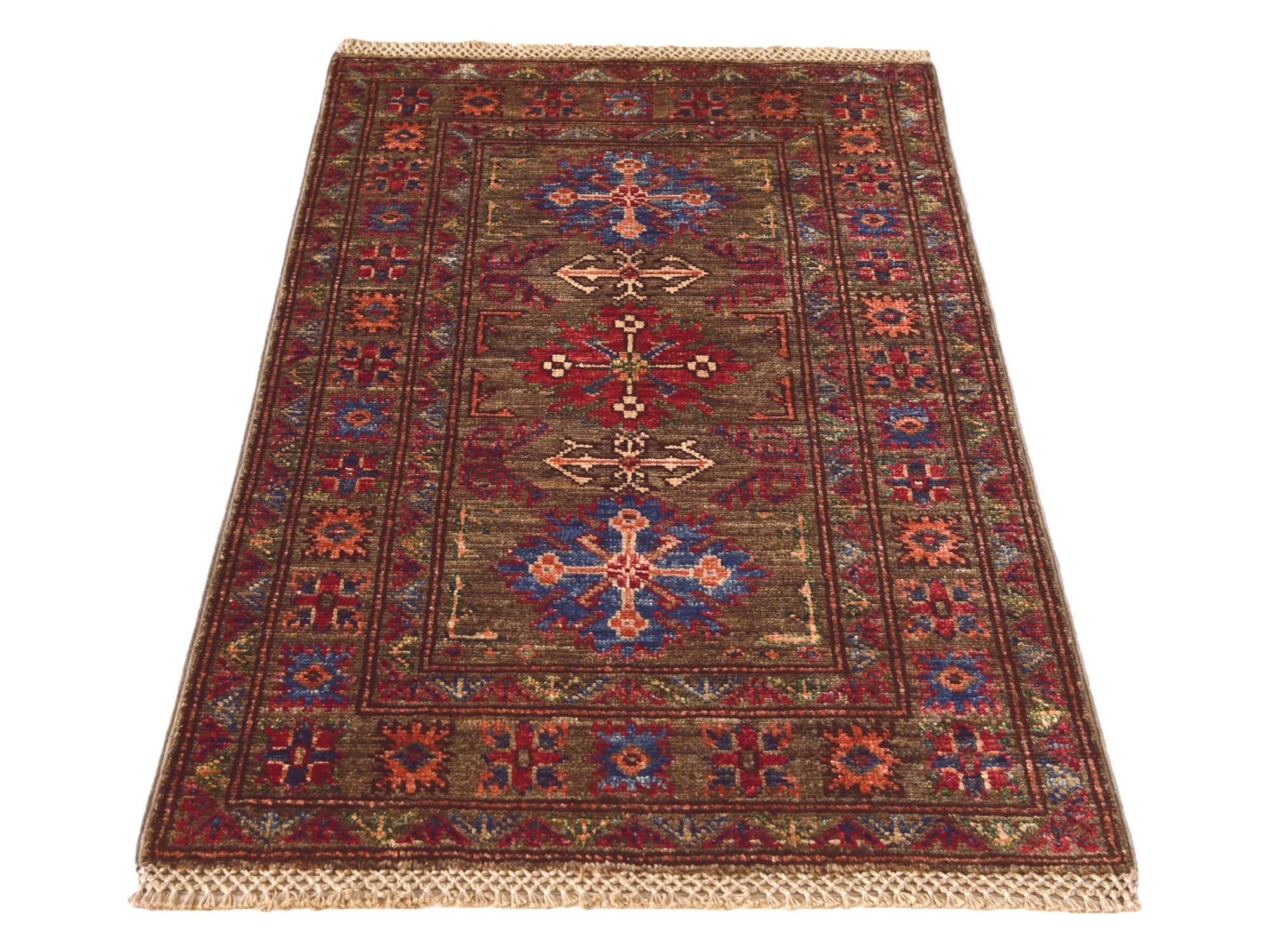 2' x 3' 1 Hand Knotted Kazak Rug