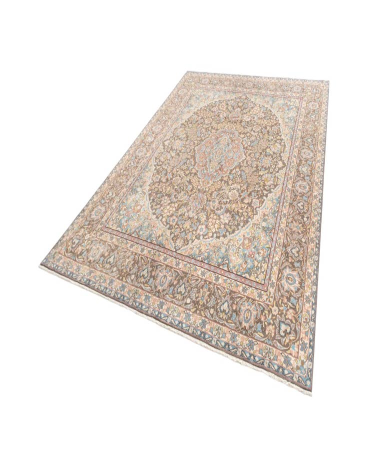 Detail image of 9' 7 x 12' 8 Kerman Rug