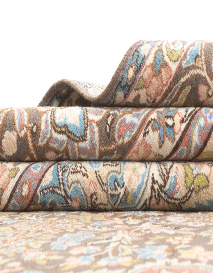 Detail image of 9' 7 x 12' 8 Kerman Rug