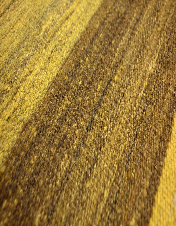 Detail image of 4' 2 x 5' 10 Hand Woven Kilim Afghan Wool Rug