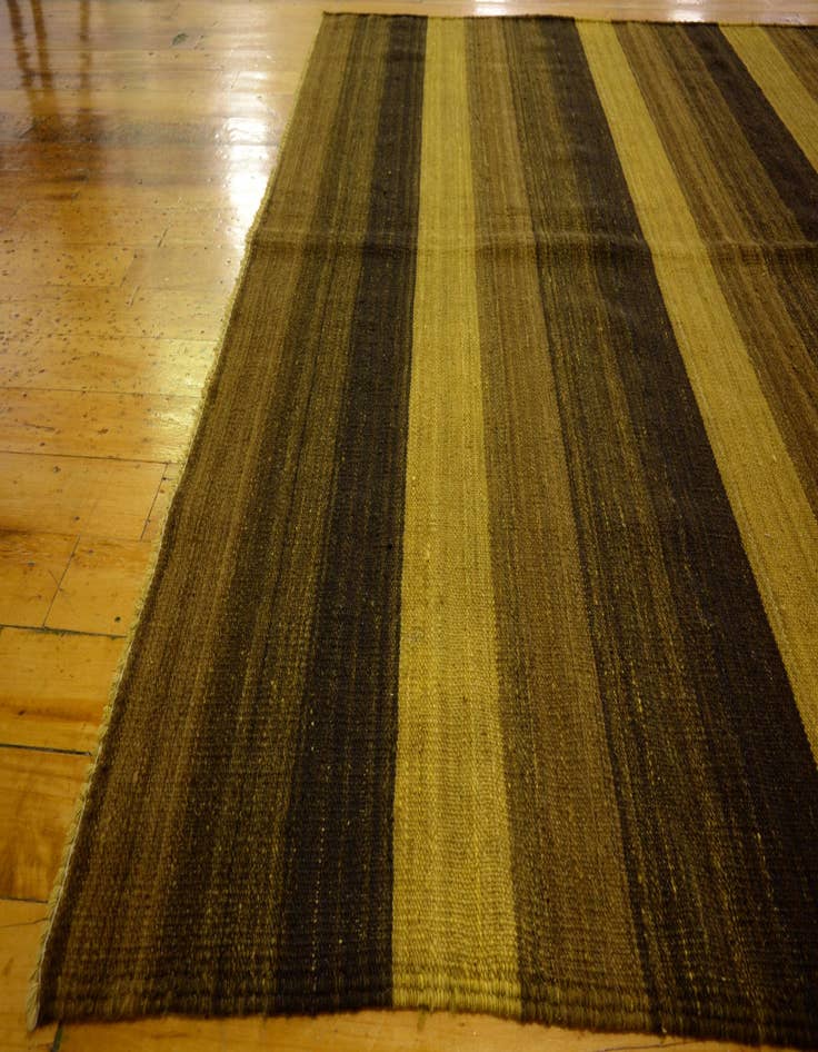 Detail image of 5' 1 x 6' 10 Hand Woven Kilim Afghan Wool Rug