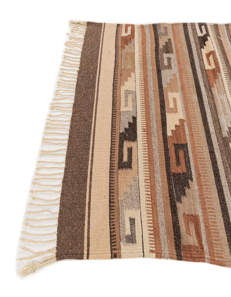 Detail image of 2' 7 x 4' 9  Hand Woven Kilim Dhurrie Wool Rug