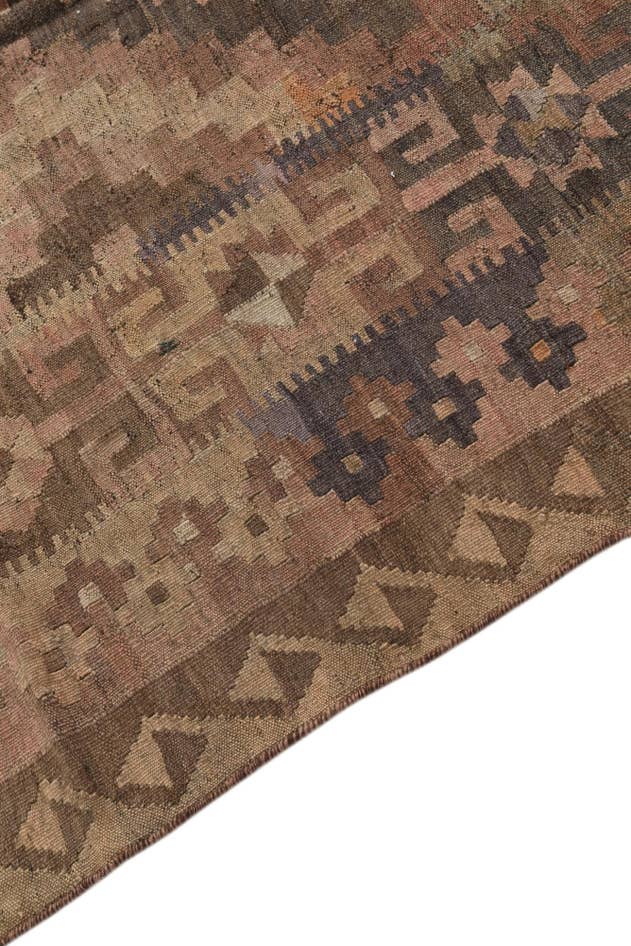 Detail image of 5' 4 x 7' 6 Hand Woven Kilim Fars Wool Rug