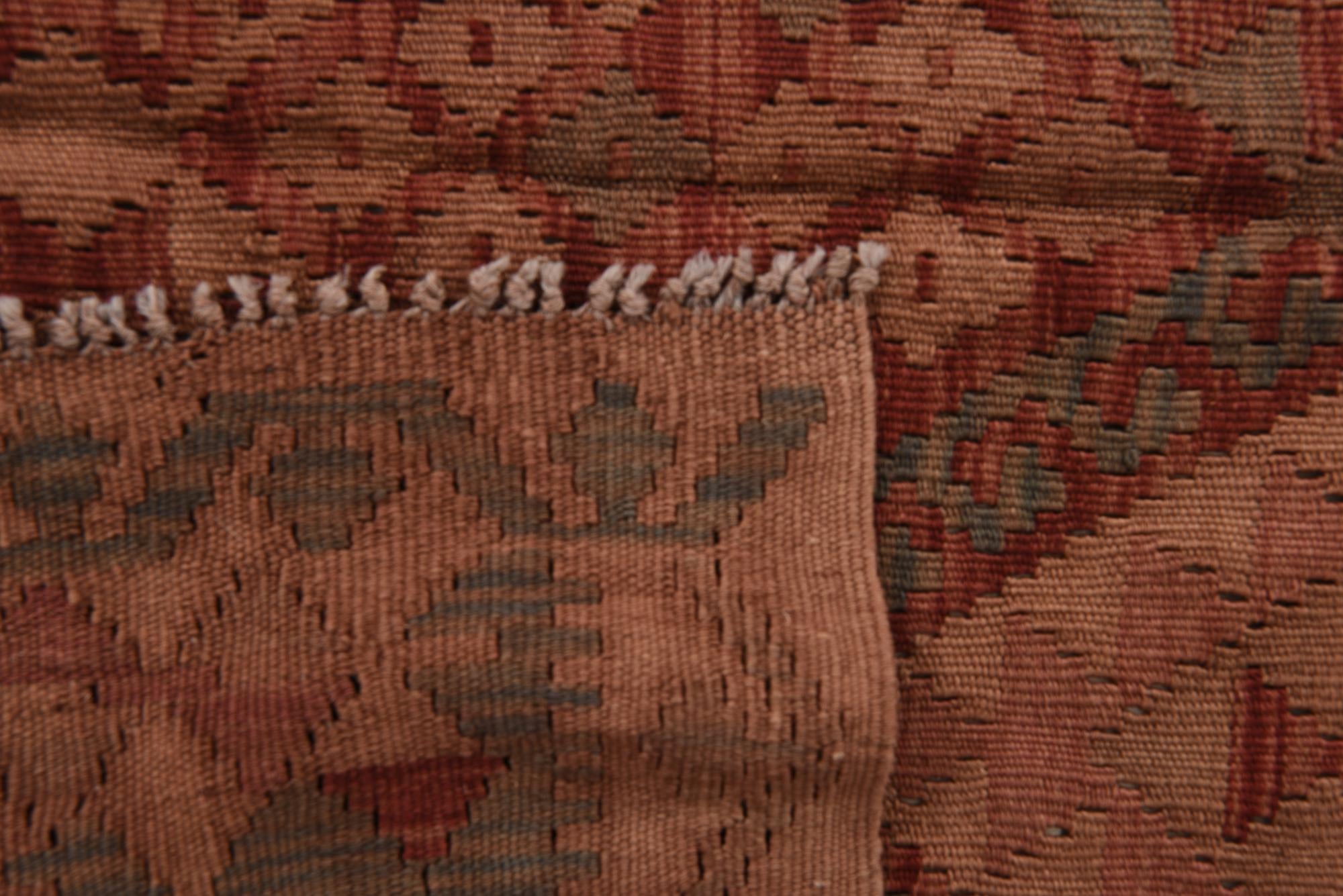 3' 11 x 6' 2 Hand Woven Kilim Fars Wool Rug