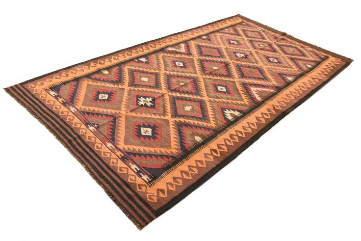Detail image of 5' 6 x 10' 6 Hand Woven Kilim Fars Wool Rug