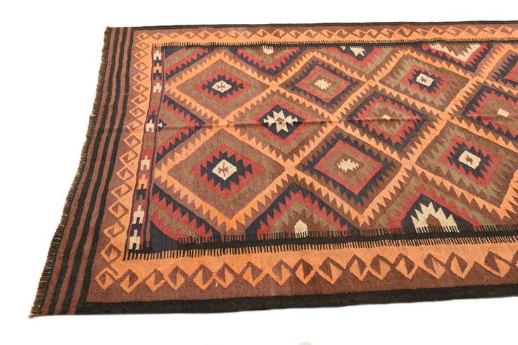 Detail image of 5' 6 x 10' 6 Hand Woven Kilim Fars Wool Rug
