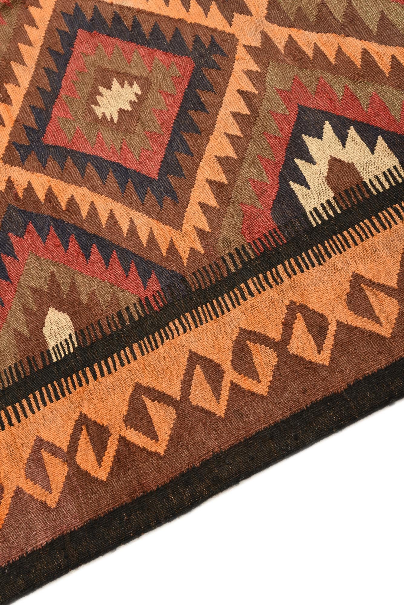 5' 6 x 10' 6 Hand Woven Kilim Fars Wool Rug