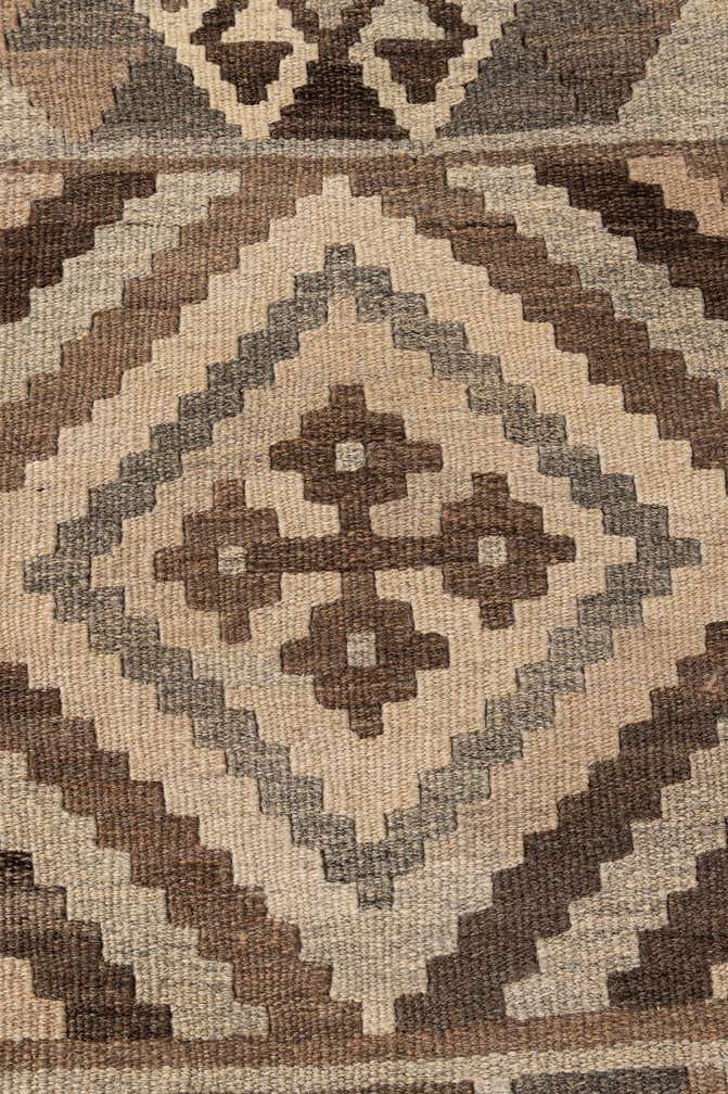 3' 11 x 6' 9 Hand Woven Kilim Maymana Wool Rug