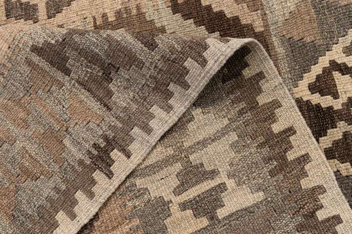 3' 11 x 6' 9 Hand Woven Kilim Maymana Wool Rug