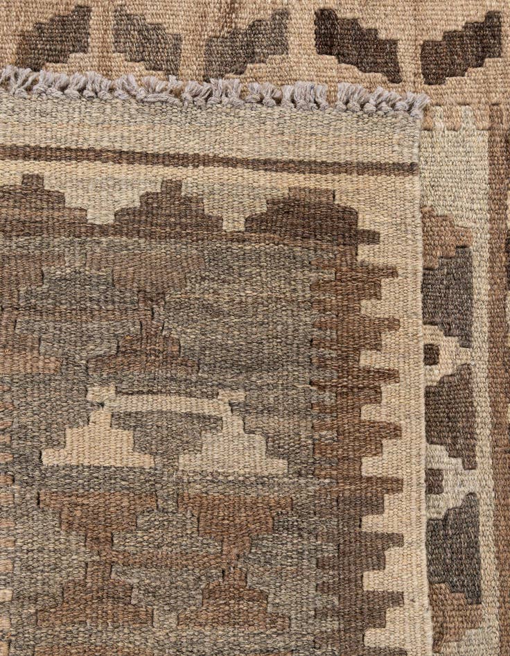 Detail image of 3' 11 x 6' 9  Hand Woven Kilim Maymana Wool Rug