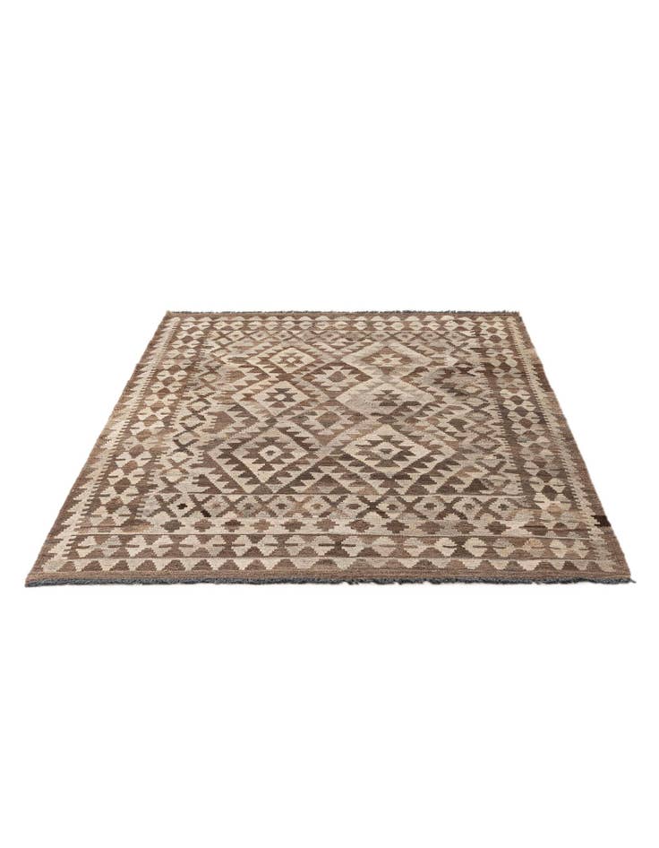 Detail image of 4' 6 x 6' 3 Hand Woven Kilim Maymana Wool Rug