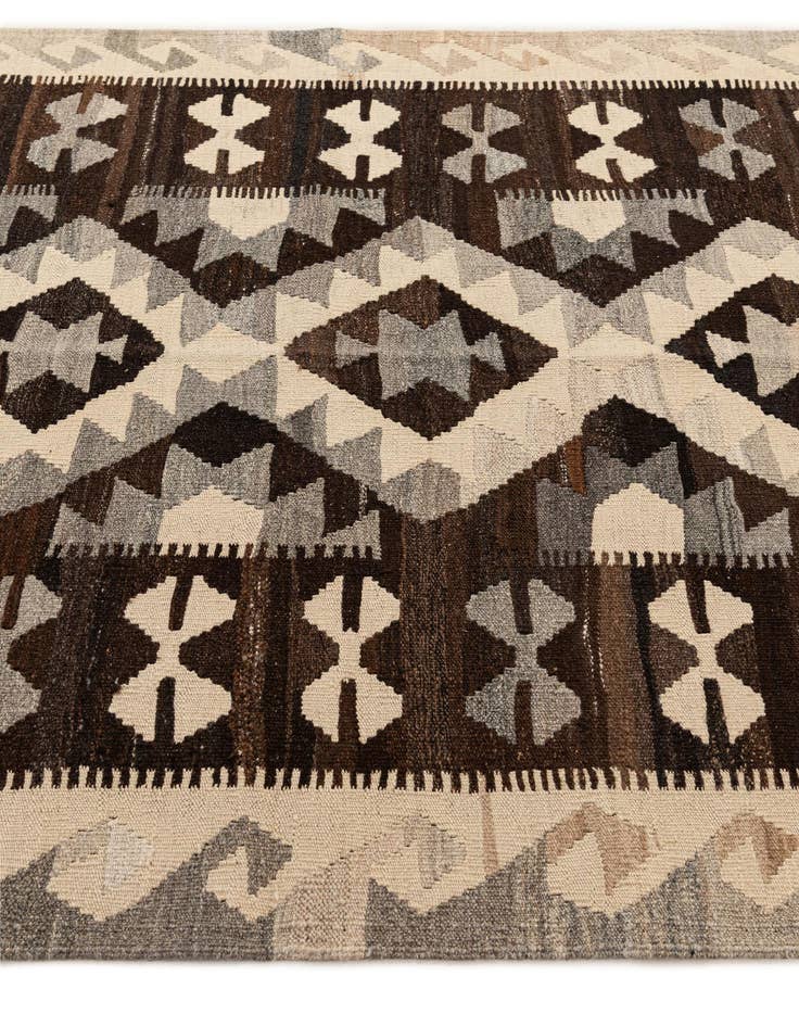 Detail image of 5' x 6' 7 Hand Woven Kilim Maymana Wool Rug
