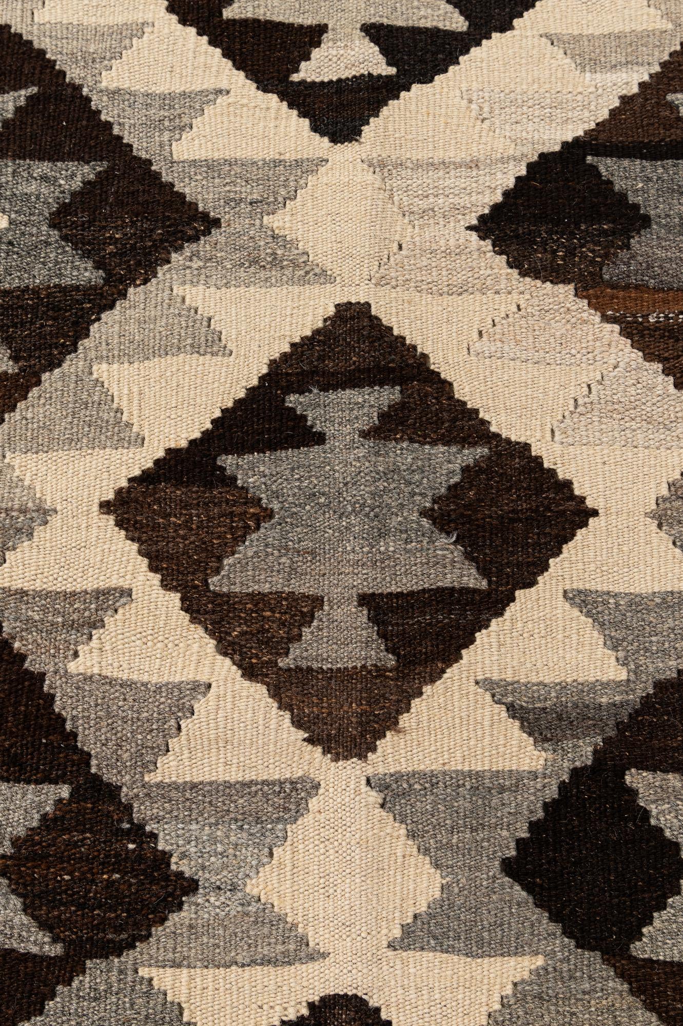 5' x 6' 7 Hand Woven Kilim Maymana Wool Rug