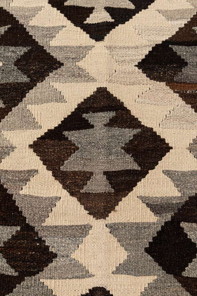 5' x 6' 7 Hand Woven Kilim Maymana Wool Rug