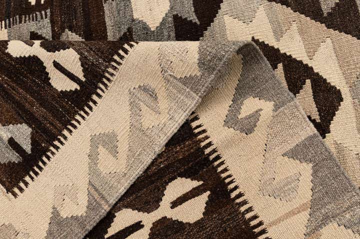 5' x 6' 7 Hand Woven Kilim Maymana Wool Rug