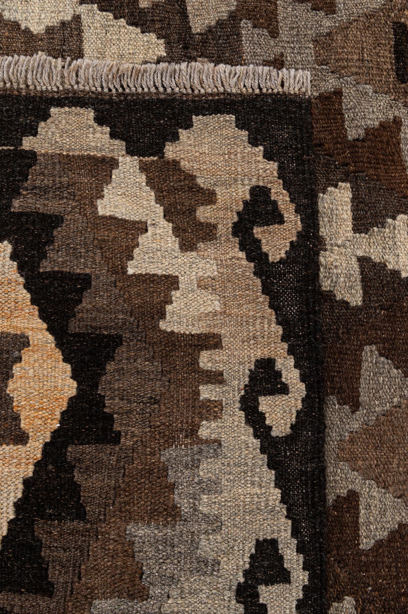 5' x 6' 7 Hand Woven Kilim Maymana Wool Rug