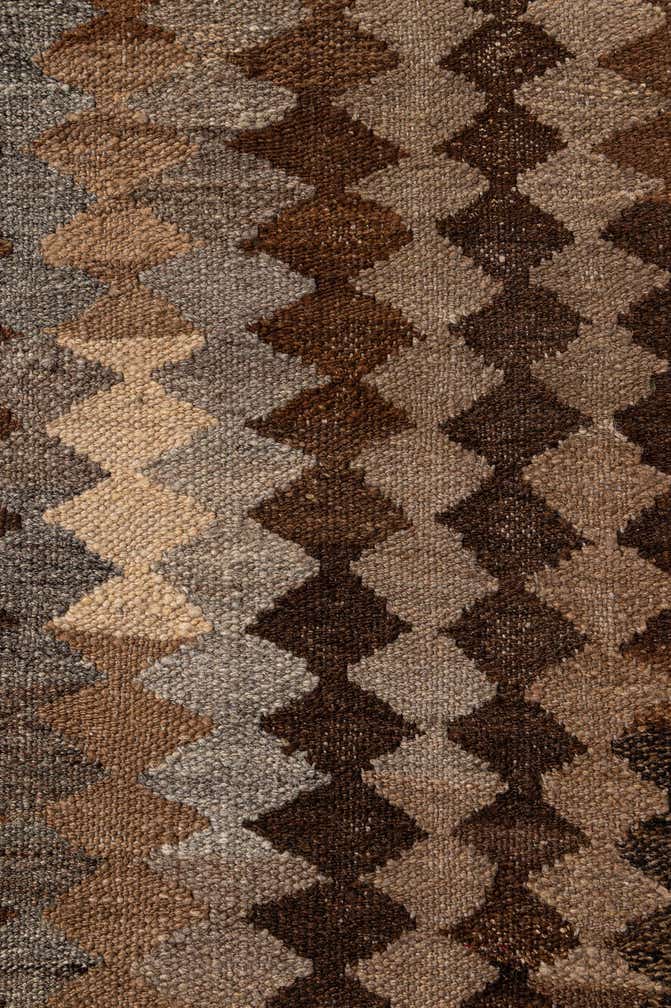 5' 4 x 5' 11 Hand Woven Kilim Maymana Wool Rug