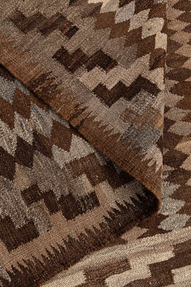5' 4 x 5' 11 Hand Woven Kilim Maymana Wool Rug