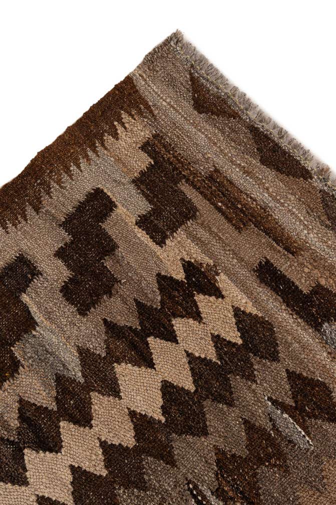 5' 4 x 5' 11 Hand Woven Kilim Maymana Wool Rug