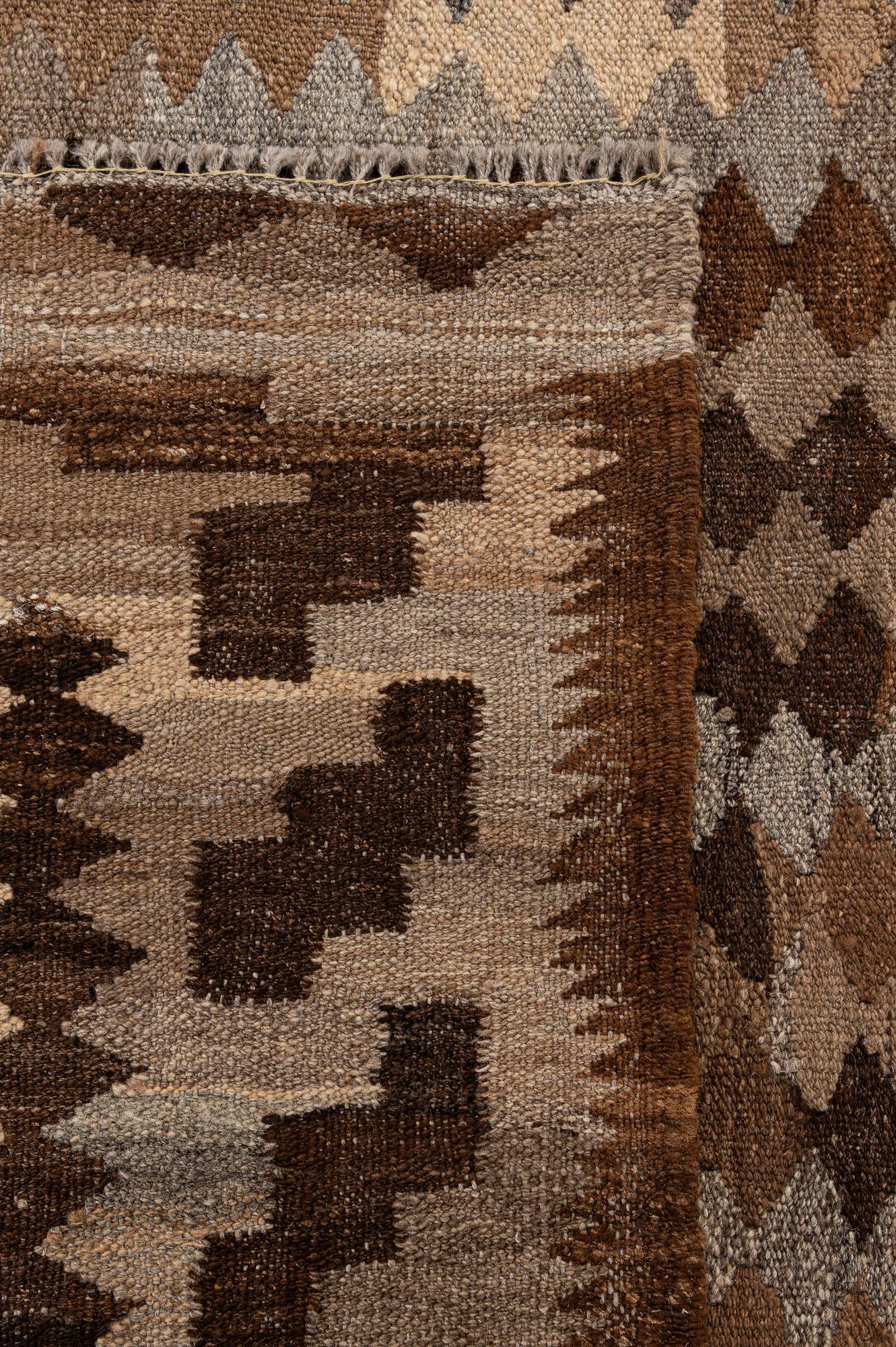 5' 4 x 5' 11 Hand Woven Kilim Maymana Wool Rug