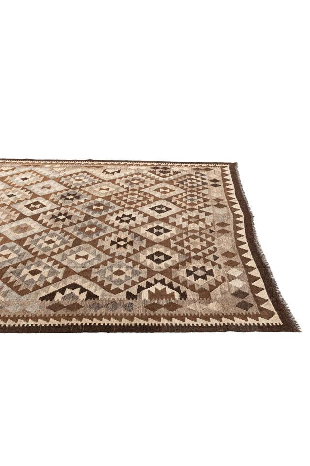 Detail image of 6' 8 x 9' 6 Hand Woven Kilim Maymana Wool Rug