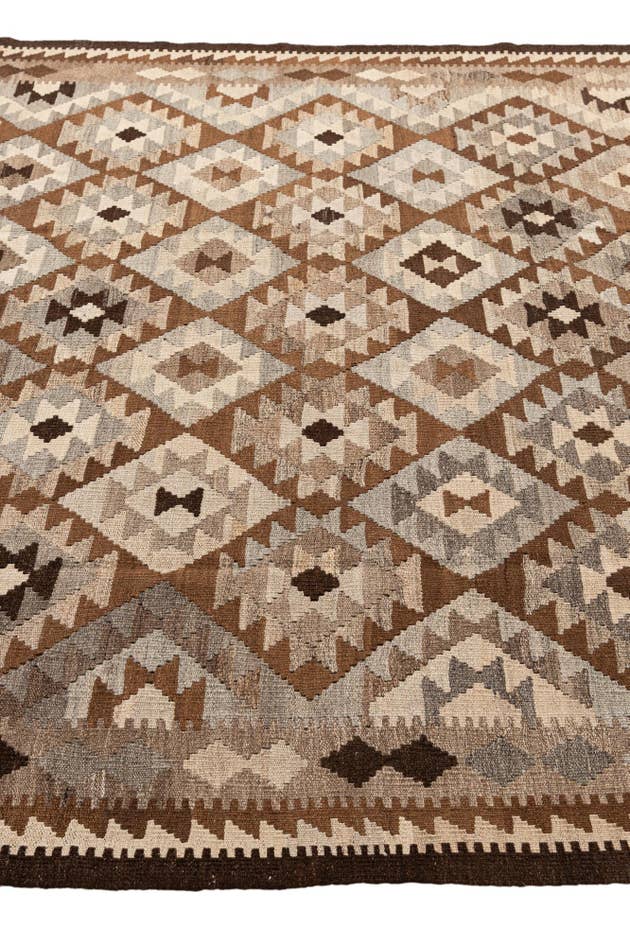 Detail image of 6' 8 x 9' 6 Hand Woven Kilim Maymana Wool Rug
