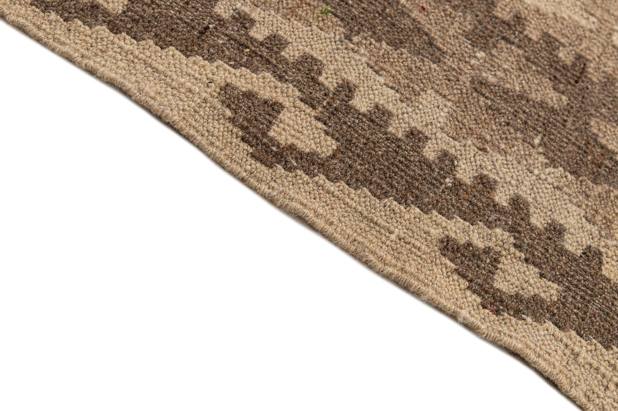 6' 11 x 9' 8 Hand Woven Kilim Maymana Wool Rug