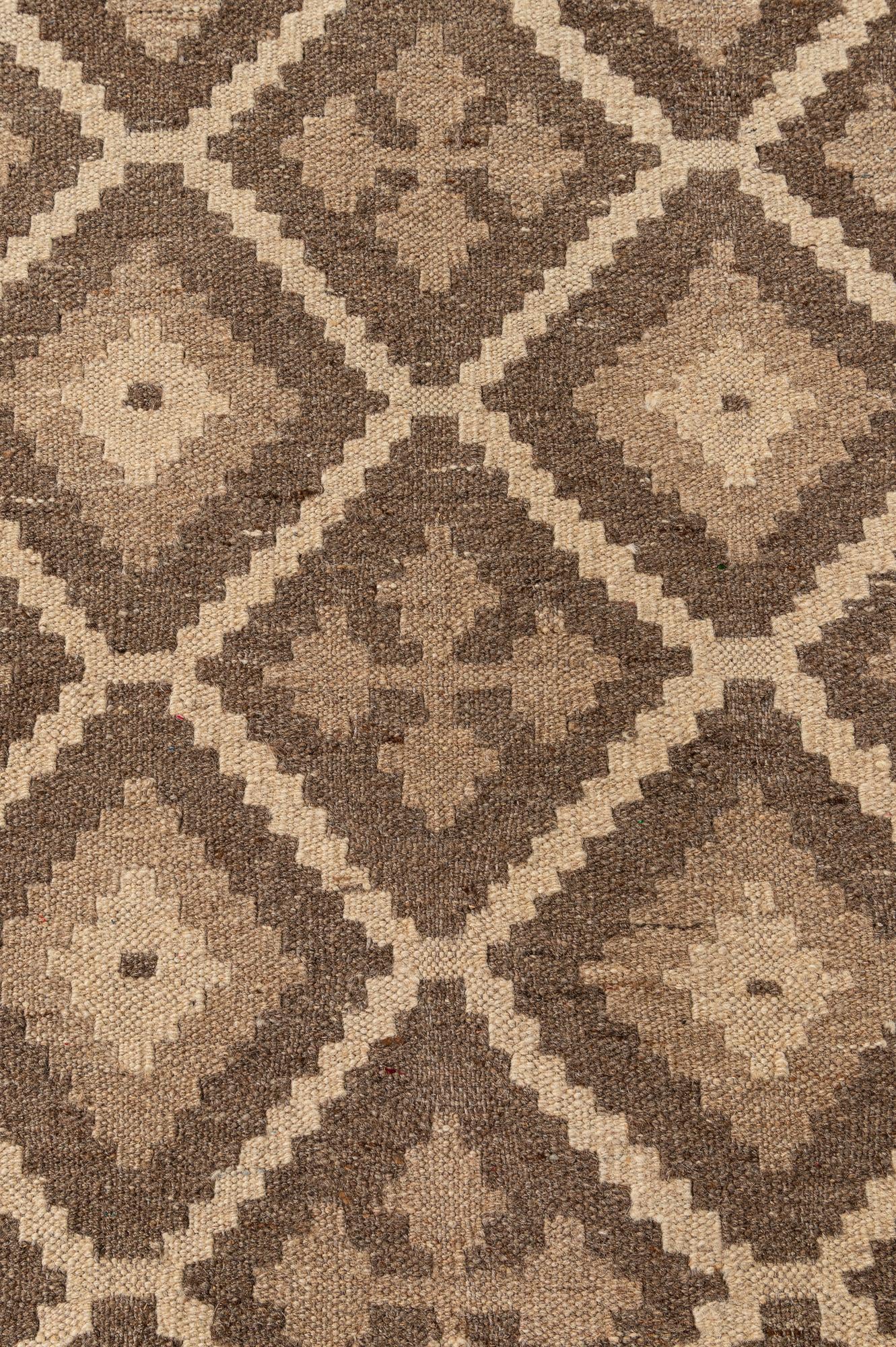 6' 11 x 9' 8 Hand Woven Kilim Maymana Wool Rug